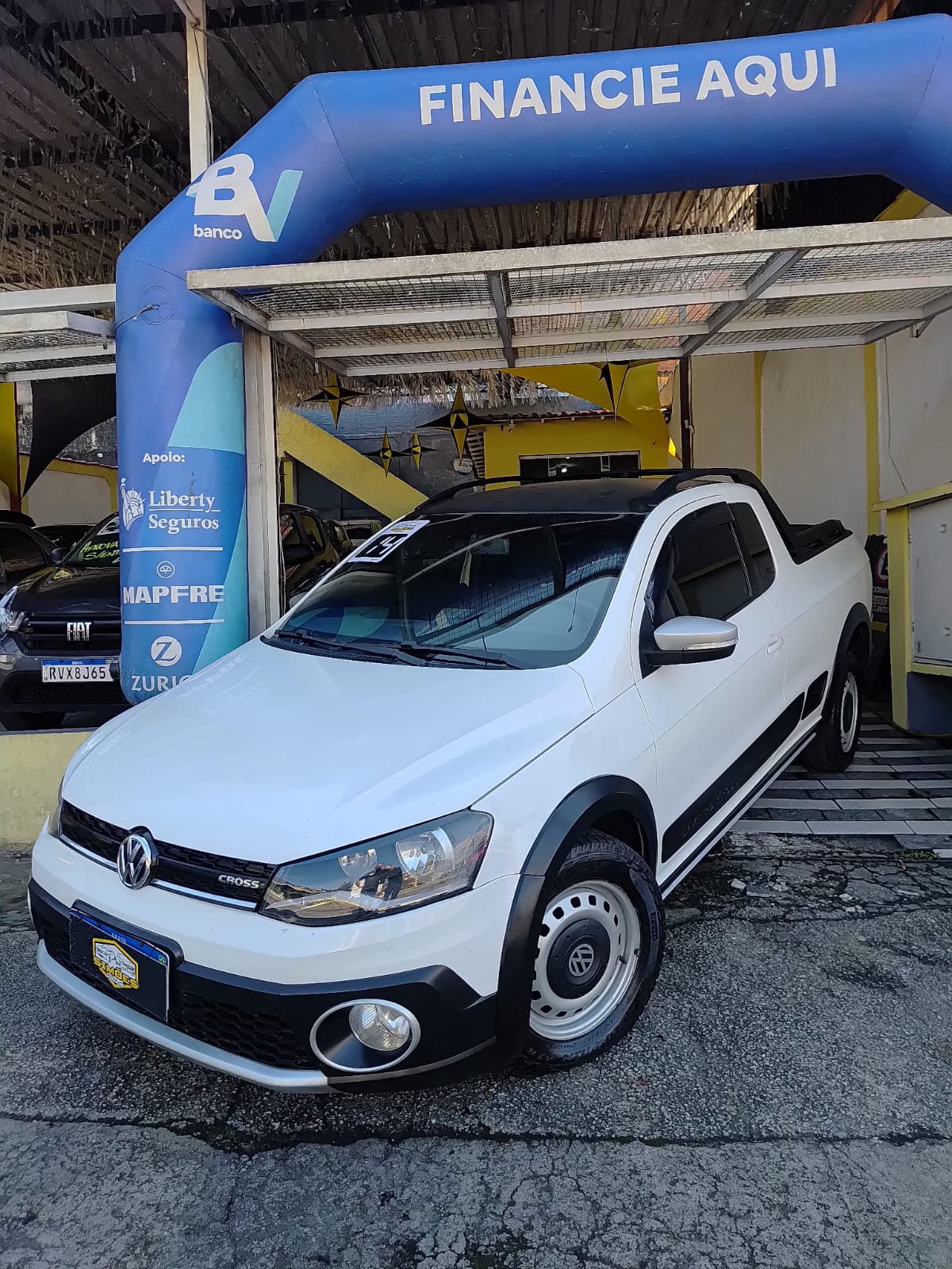 VW/Saveiro Cross 1.6 Mi Total Flex 8v Cabine Estendida 2013/2014